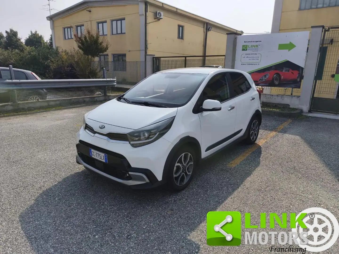 Kia Picanto 1.0 12V GPL 5 porte X Line Bianco - 1