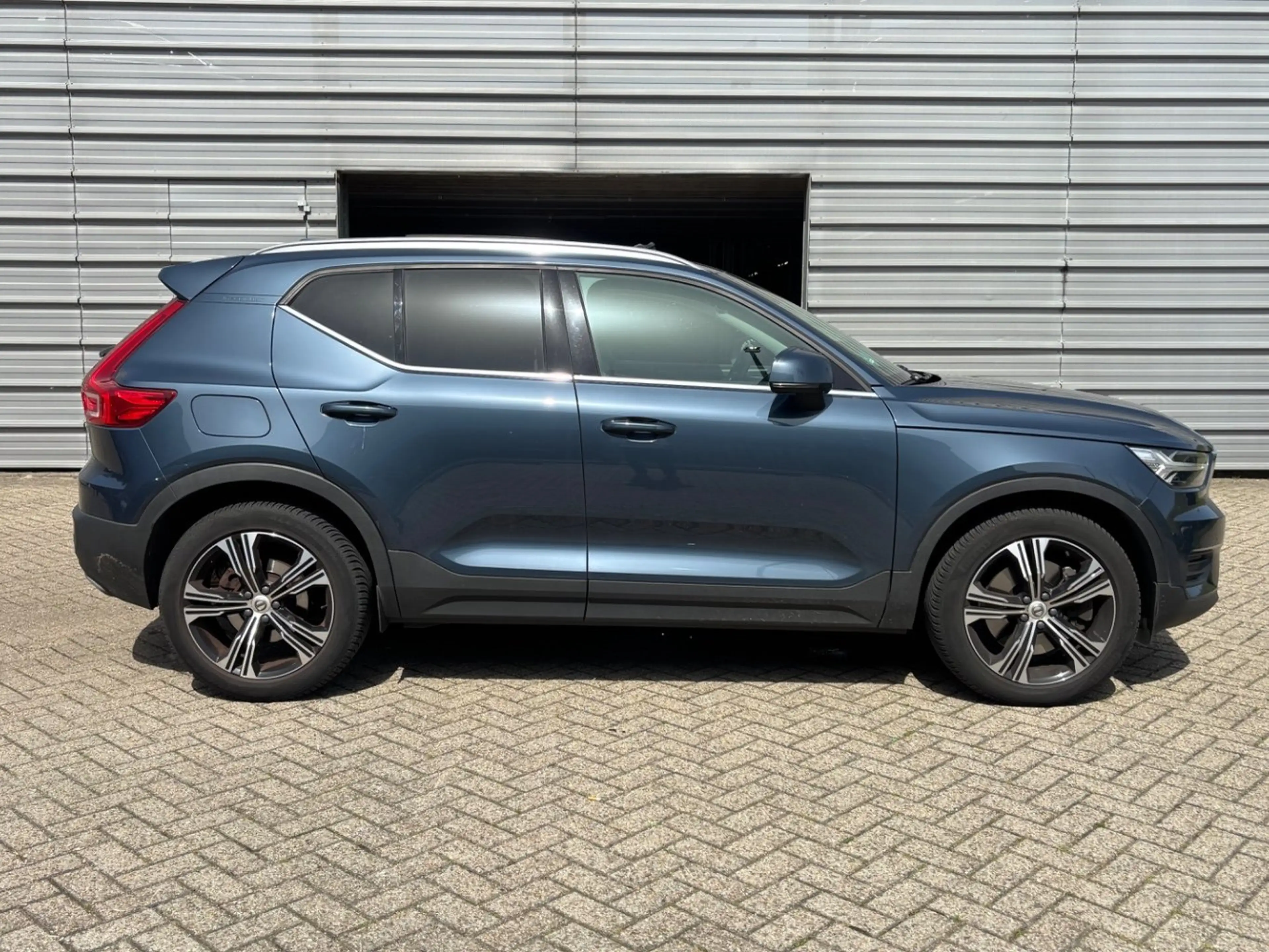 Volvo XC40 T5 262PK Inscription | Pano-dak | Trekhaak | LEder — photo 2