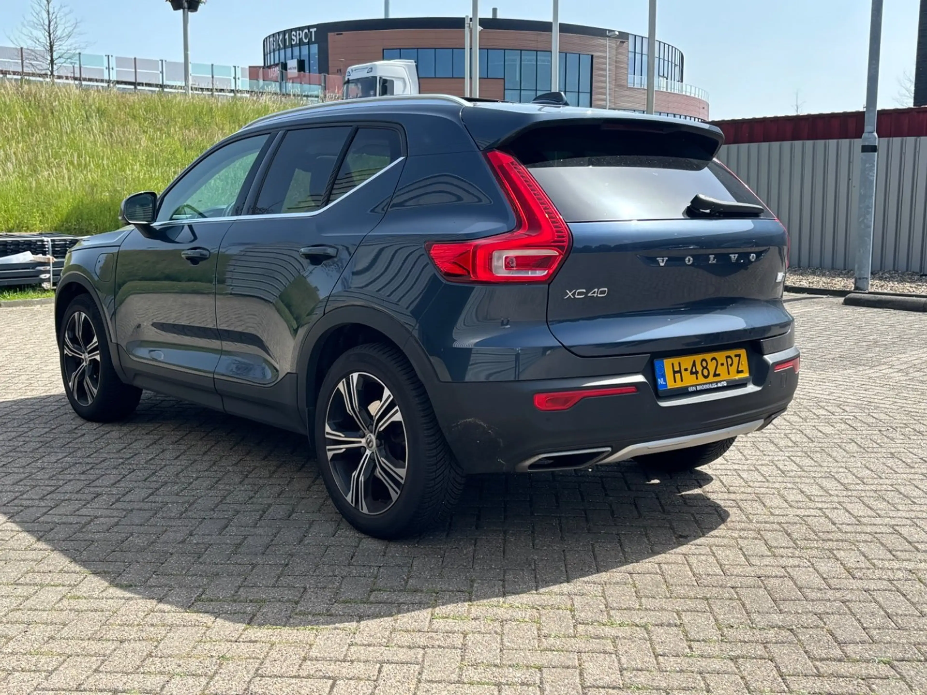 Volvo XC40 T5 262PK Inscription | Pano-dak | Trekhaak | LEder — photo 4