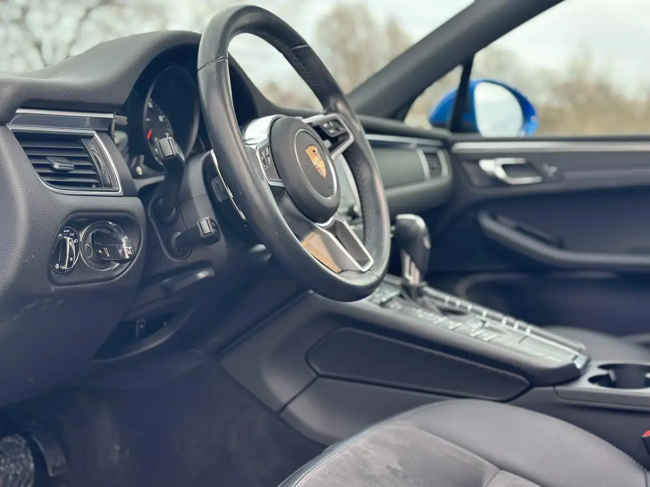 Porsche Macan снимка Porsche Macan