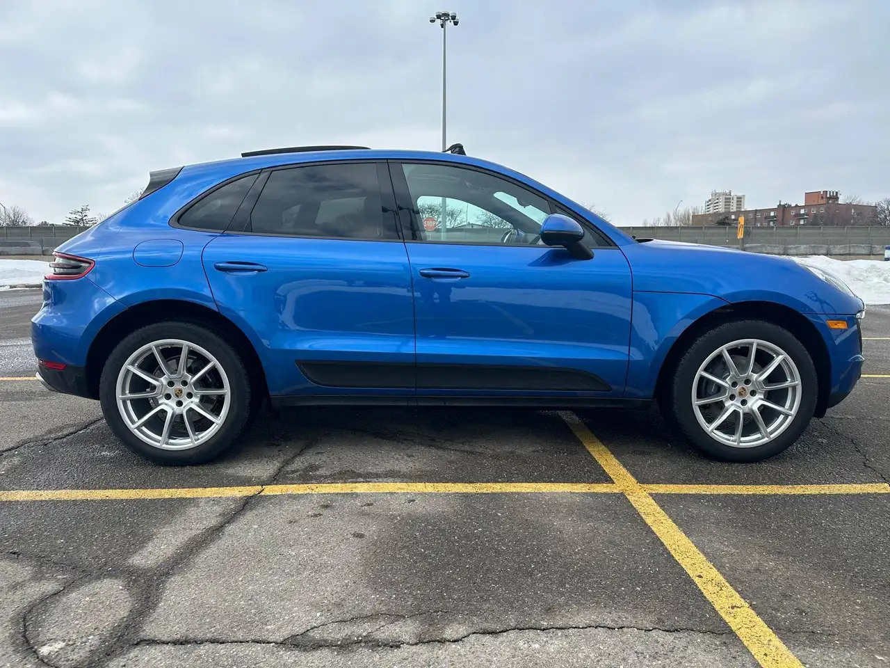 Porsche Macan снимка Porsche Macan