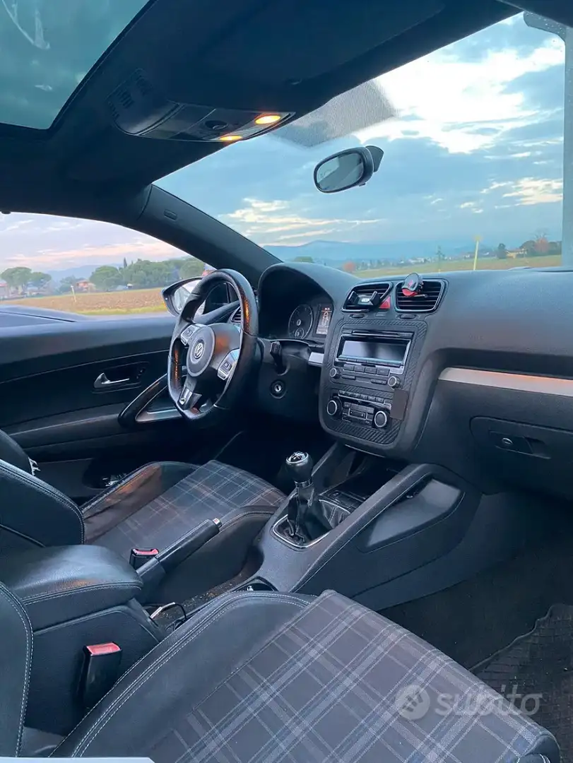Volkswagen Scirocco 2.0 tdi GT 170cv - 2