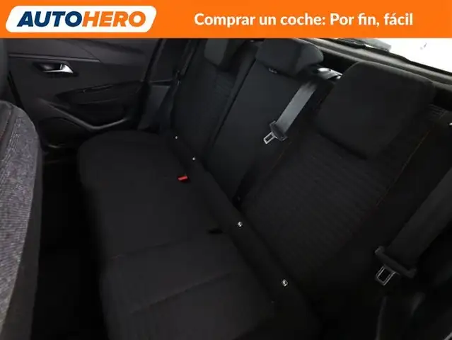Peugeot 208 view 15