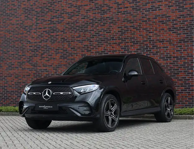 Mercedes-Benz GLC view 16