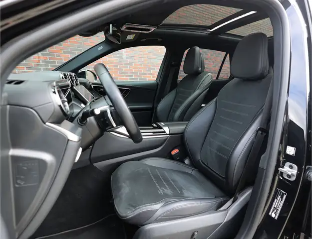 Mercedes-Benz GLC view 24