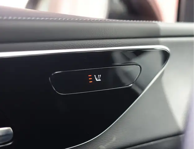 Mercedes-Benz GLC view 26