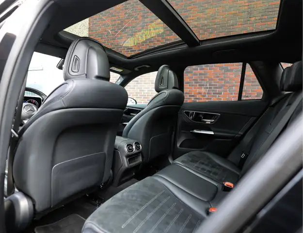 Mercedes-Benz GLC view 29