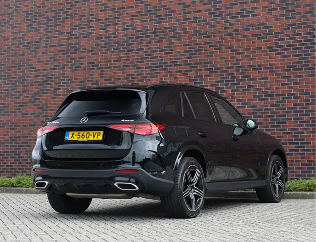 Mercedes-Benz GLC view 17