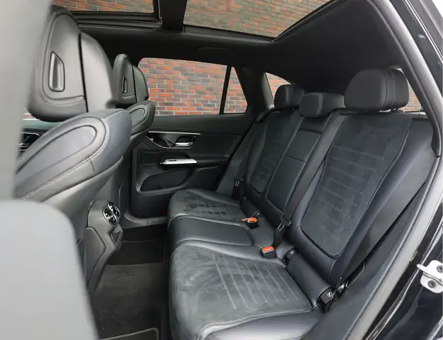 Mercedes-Benz GLC view 28