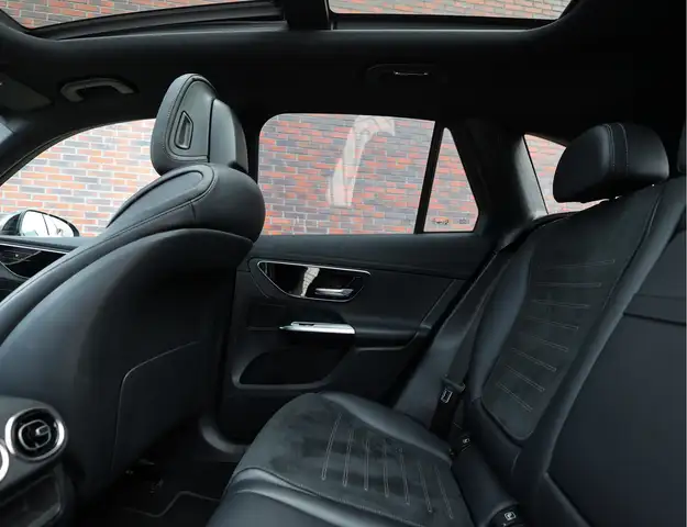 Mercedes-Benz GLC view 30