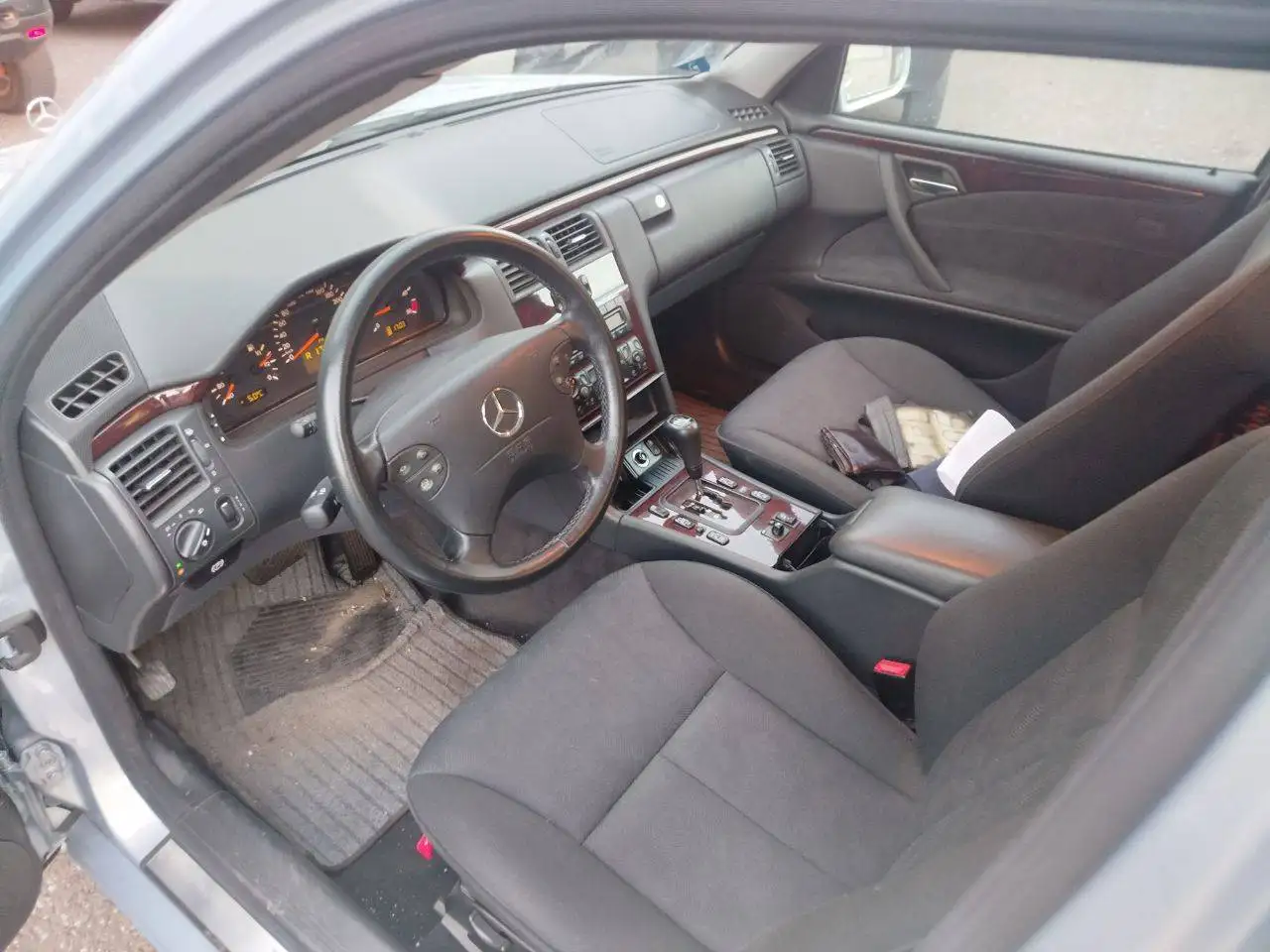 Mercedes-Benz E 270 Classe E - W210 SW SW td cdi Avantgarde carro funebre, foto 6