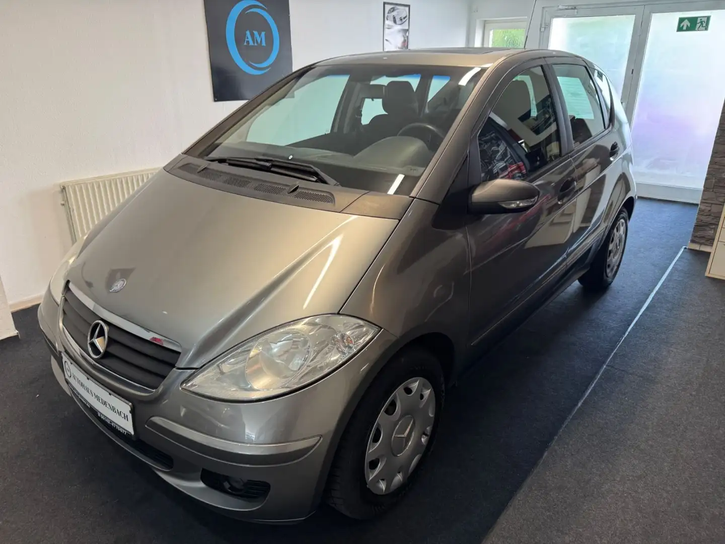 Mercedes-Benz A 170 ELEGANCE Panorama SHZ TÜV /AU Neu Grijs - 1