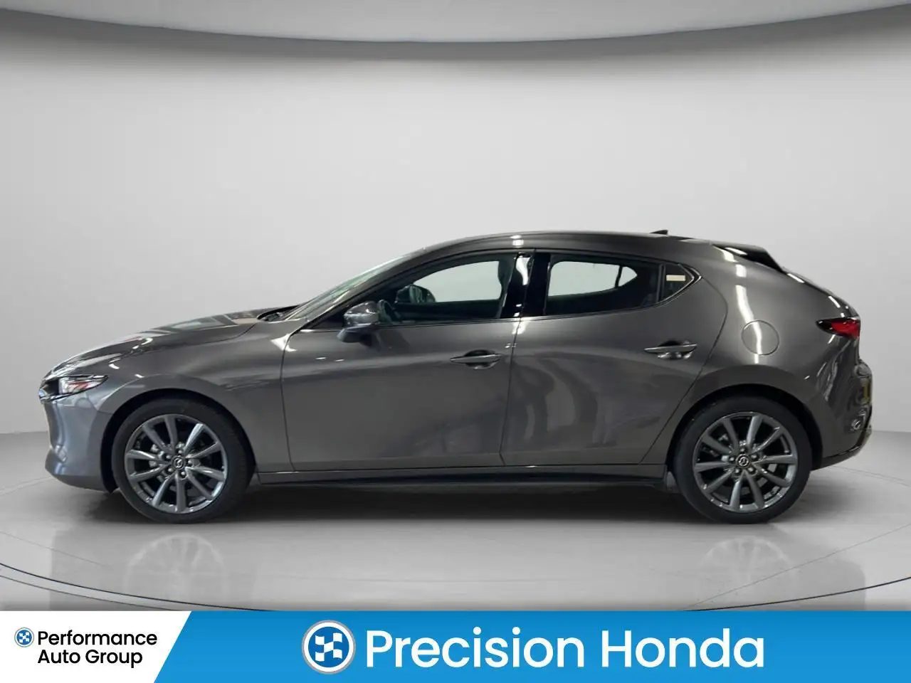 Mazda 3 снимка Mazda 3