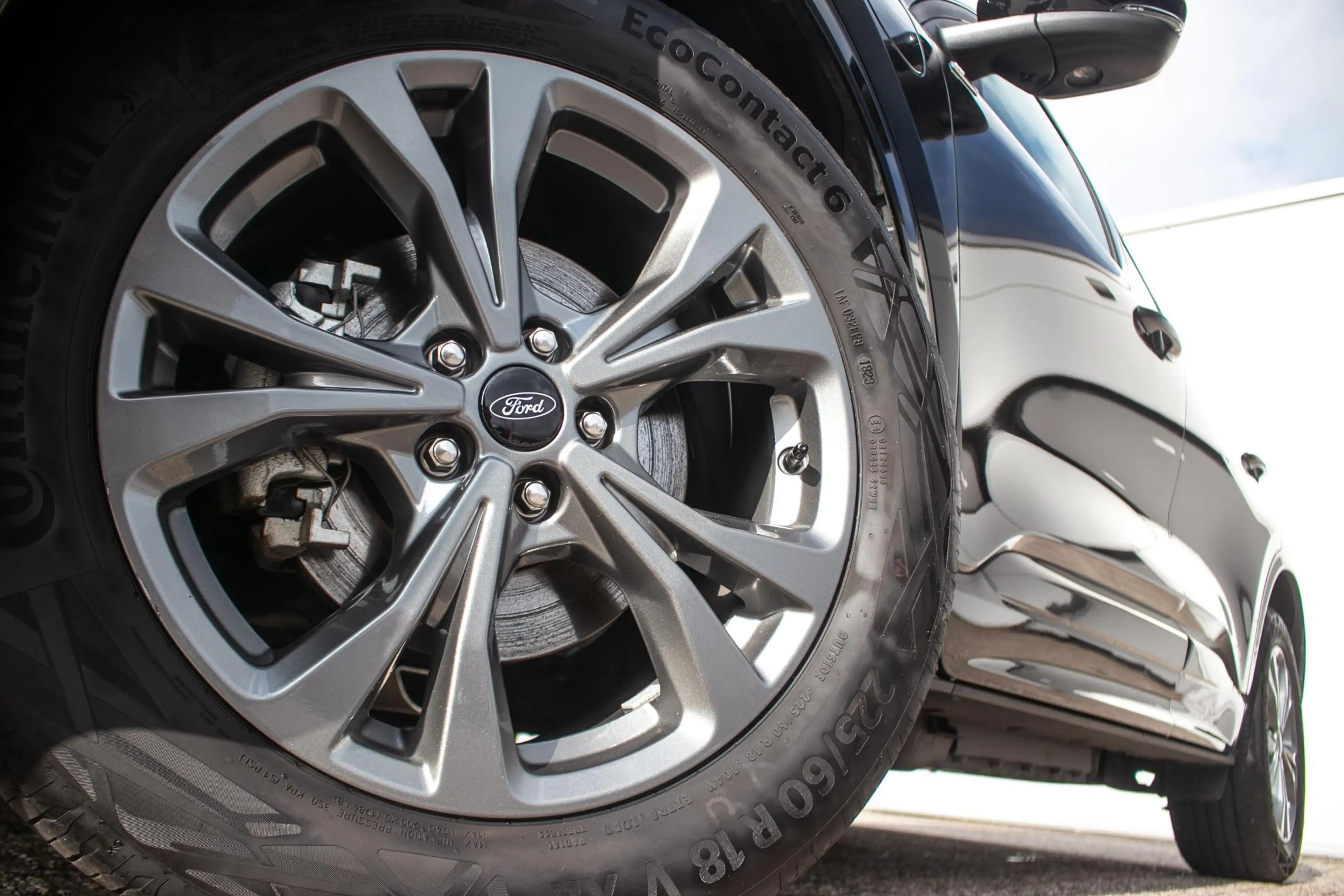 Ford Kuga 2.5 PHEV ST-Line X - Winterpack | B&O | Nav | Cam — photo 15