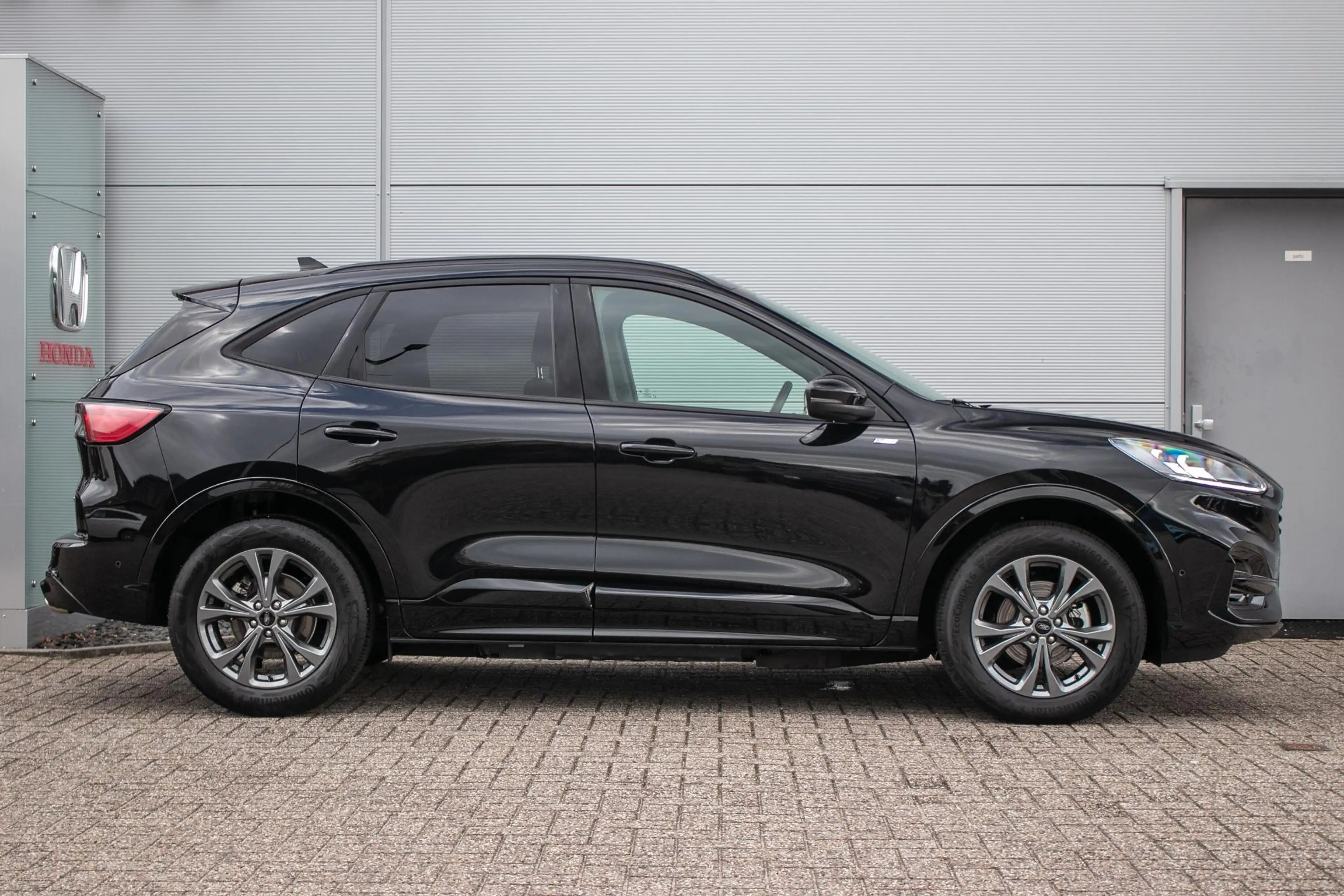 Ford Kuga 2.5 PHEV ST-Line X - Winterpack | B&O | Nav | Cam — photo 13