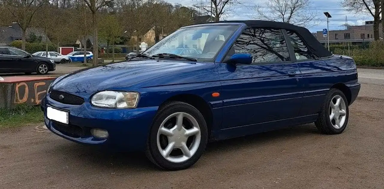 Ford Escort 16V Ghia Edition, foto 6
