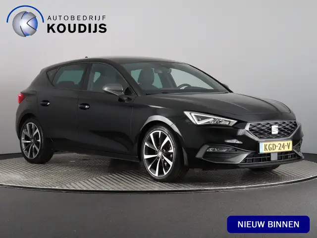 SEAT Leon 1.5 eTSI FR Business Intense (Camera / ACC / Keyle