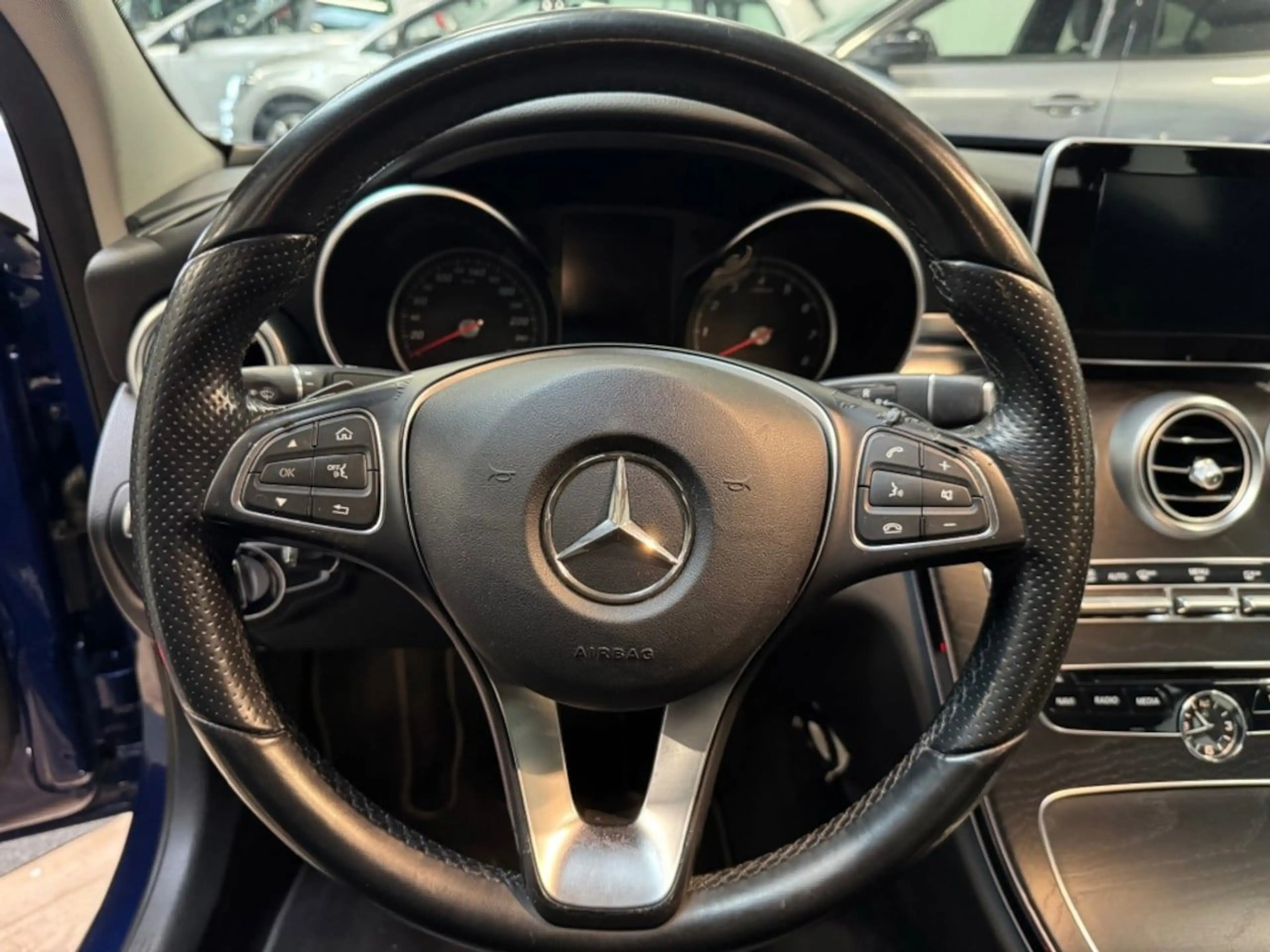 Mercedes-Benz C 350 e Lease Edition — photo 10