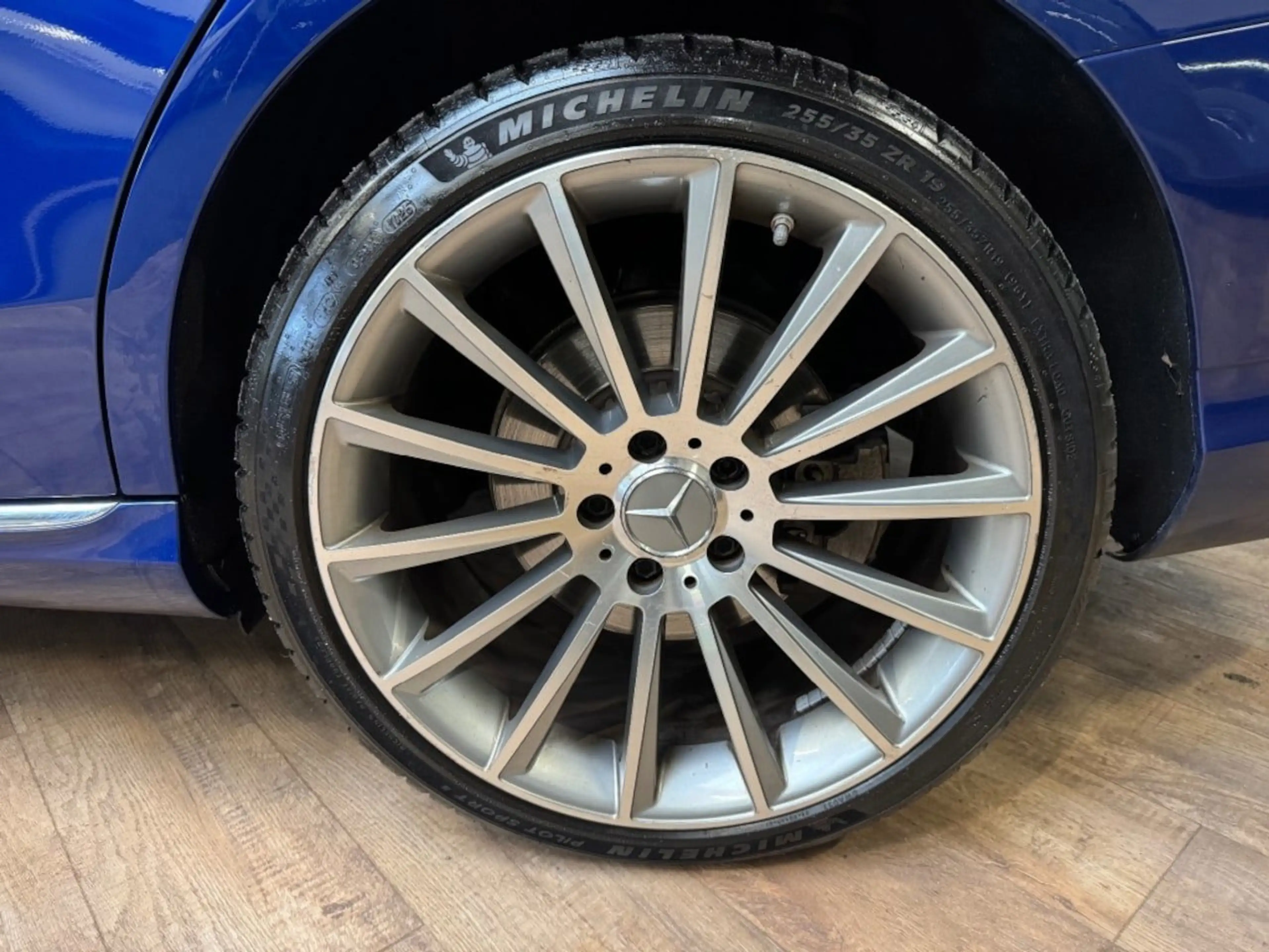 Mercedes-Benz C 350 e Lease Edition — photo 12