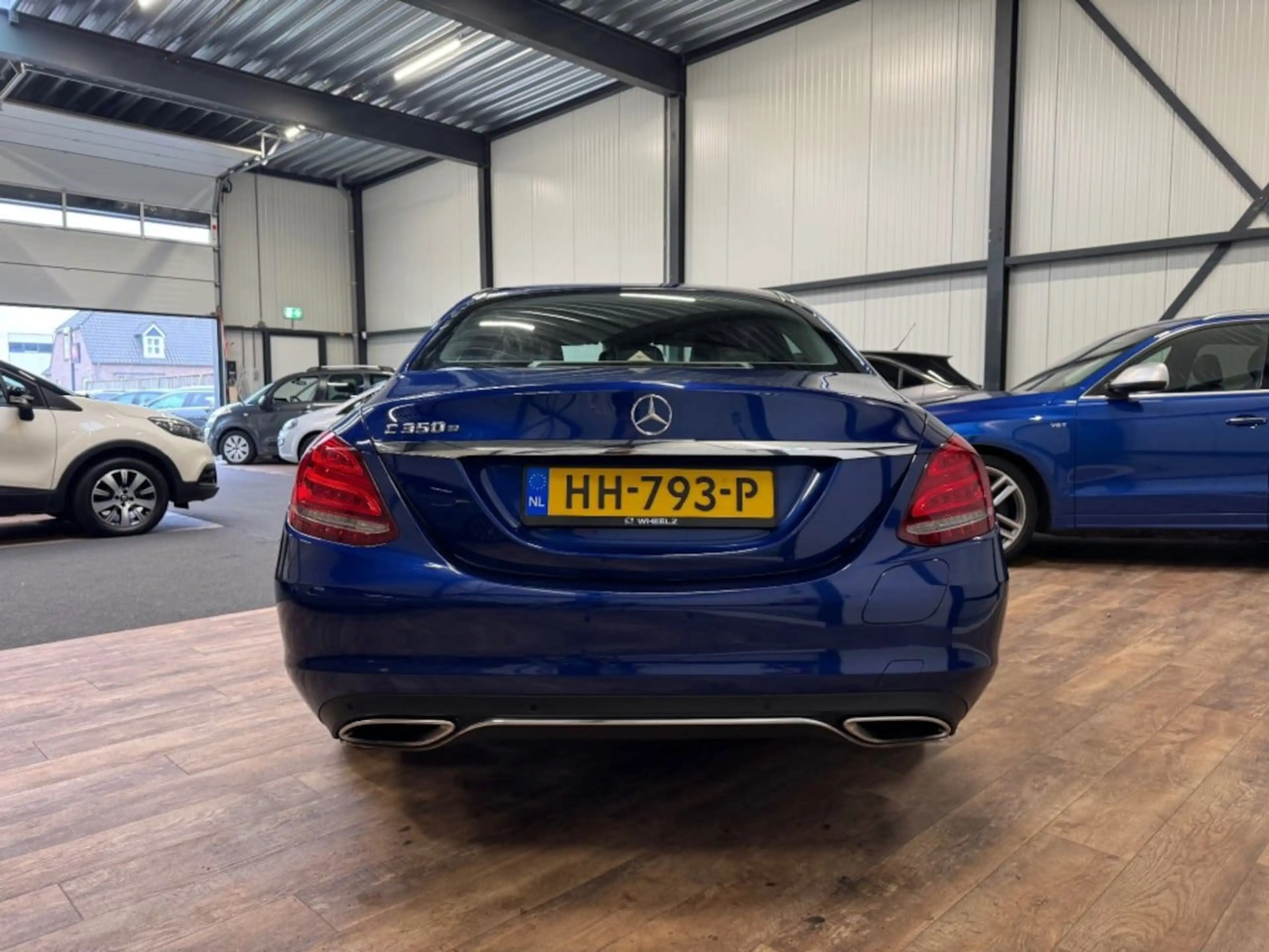 Mercedes-Benz C 350 e Lease Edition — photo 11