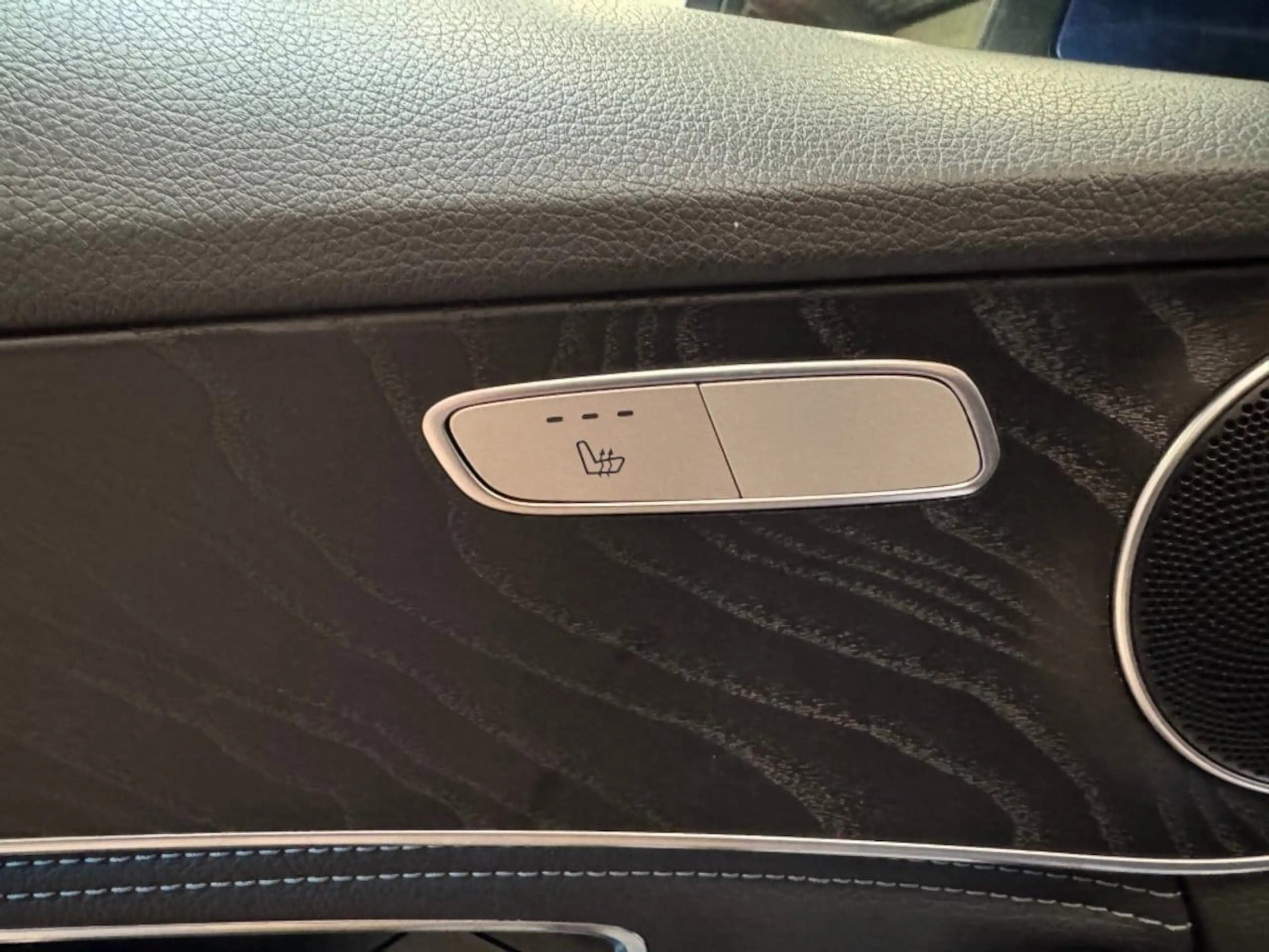 Mercedes-Benz C 350 e Lease Edition — photo 15