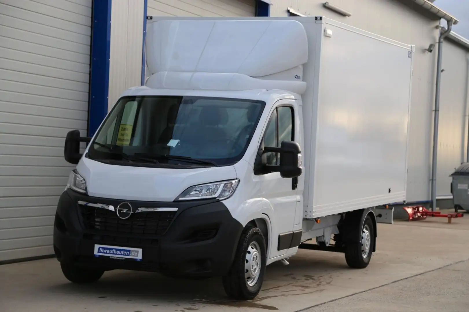 Opel Movano Koffer 410 x 210 x 230 cm Wit - 1