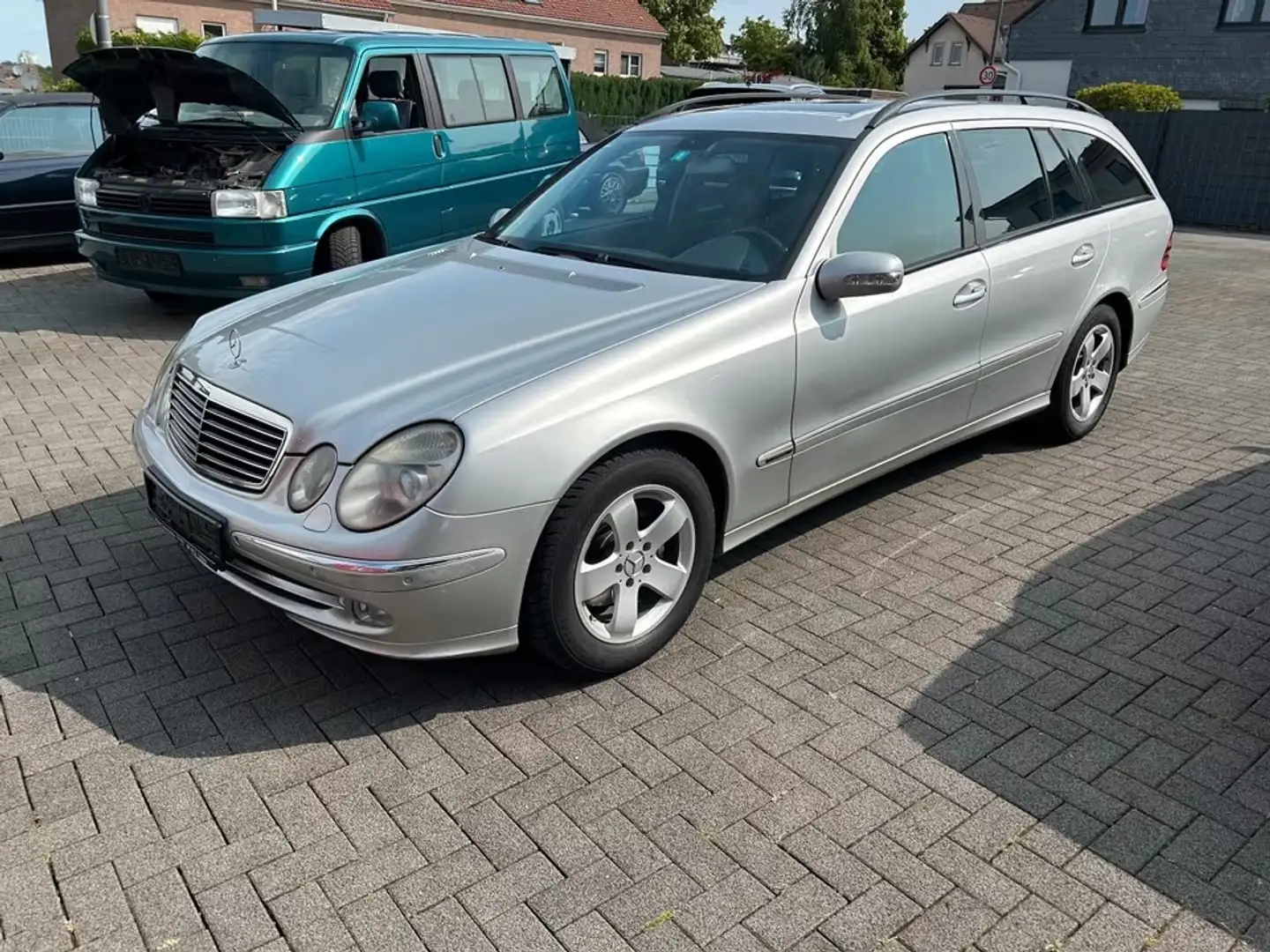 Mercedes-Benz E 320 T CDI, 7 Sitzer, ATM, TÜV Argento - 1