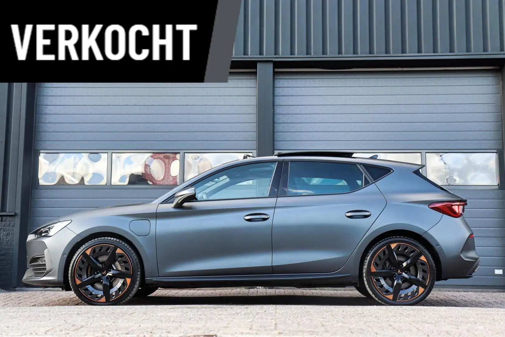CUPRA Leon 1.4 e-Hybrid VZ Copper Edition /LED-MATRIX/PANODAK Grijs - 2