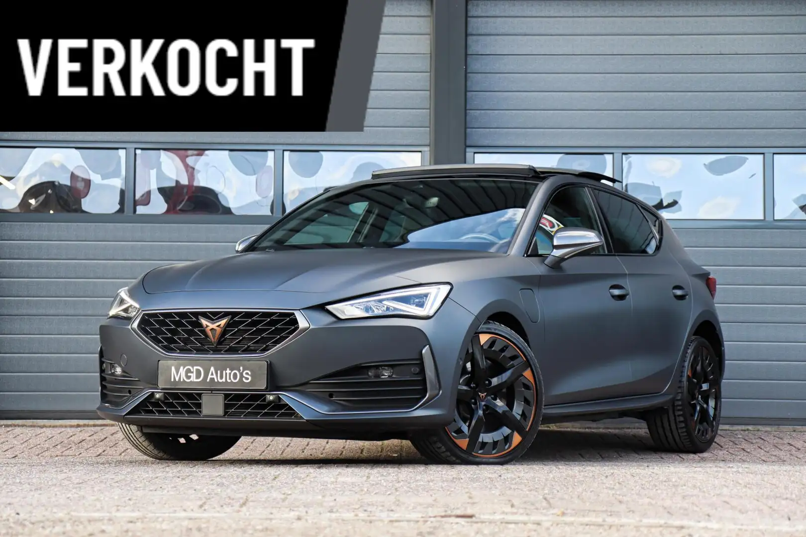 CUPRA Leon 1.4 e-Hybrid VZ Copper Edition /LED-MATRIX/PANODAK Grijs - 1