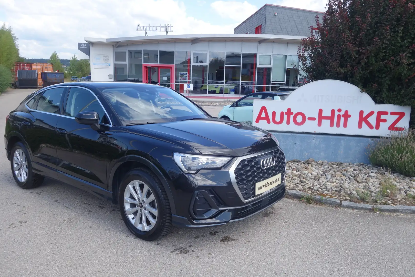 Audi Q3 SB 35 TFSI S-tronic***AHK/KAMERA/LEDER/leasing*** Schwarz - 2