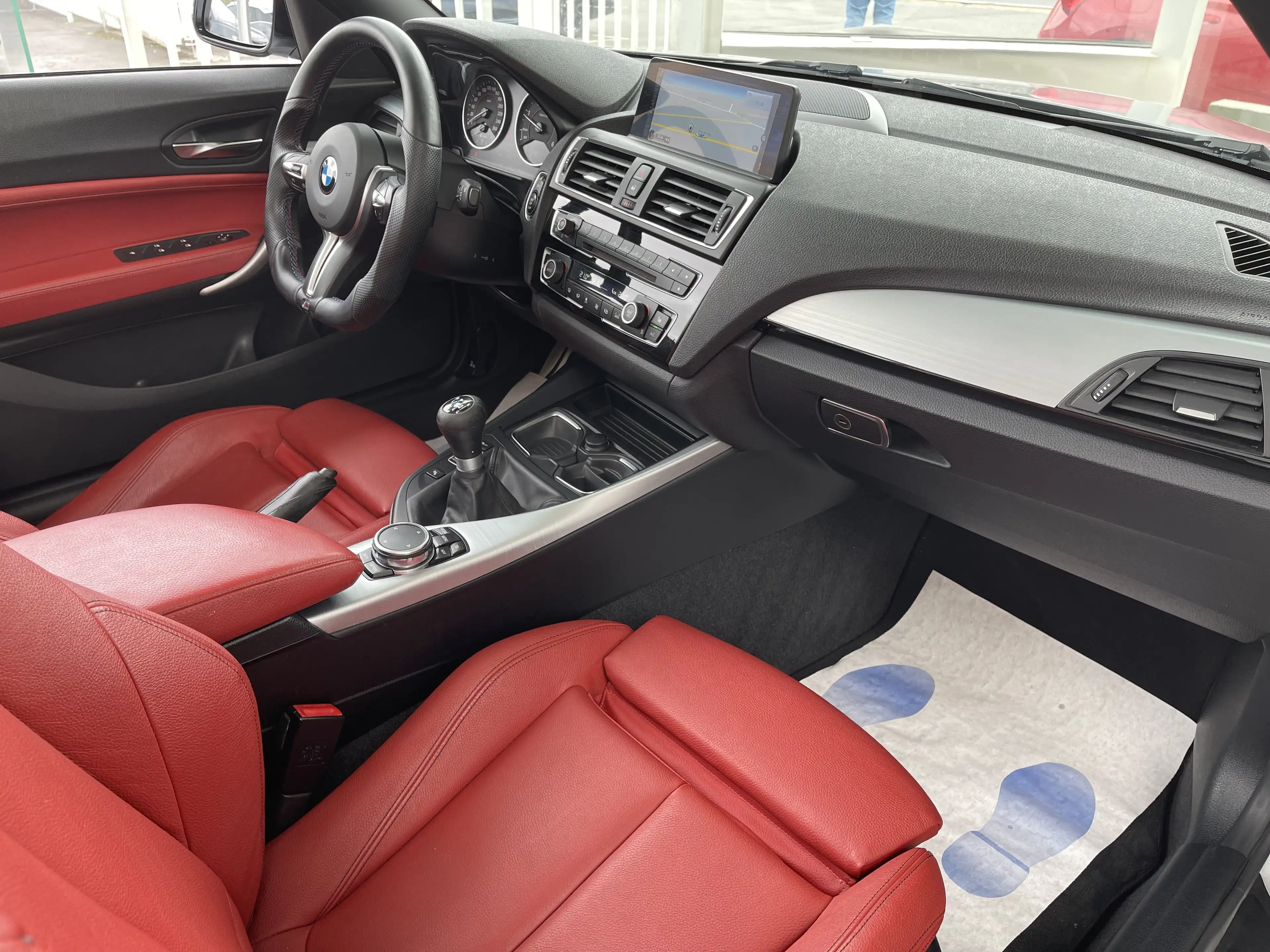 BMW 220 dA *** GARANTIE + PACK M + LED + CUIR + GPS *** — photo 9