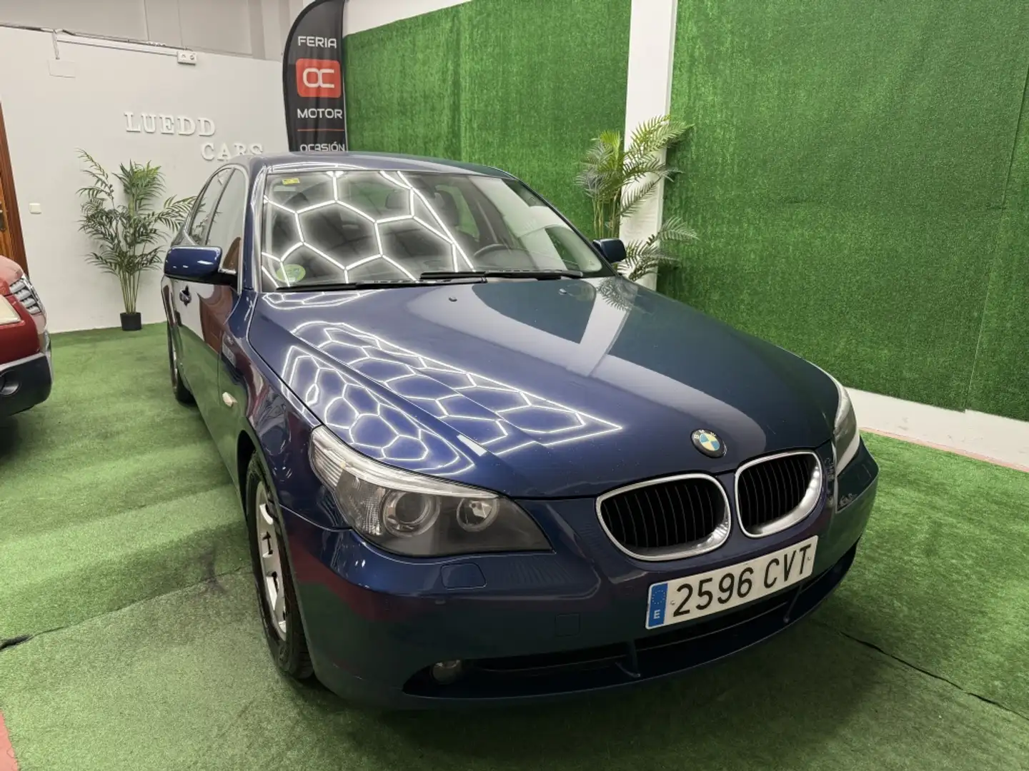 BMW 520 520i Blau - 1