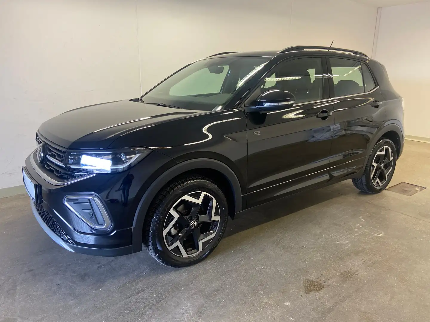 Volkswagen T-Cross R-Line TSI Schwarz - 1