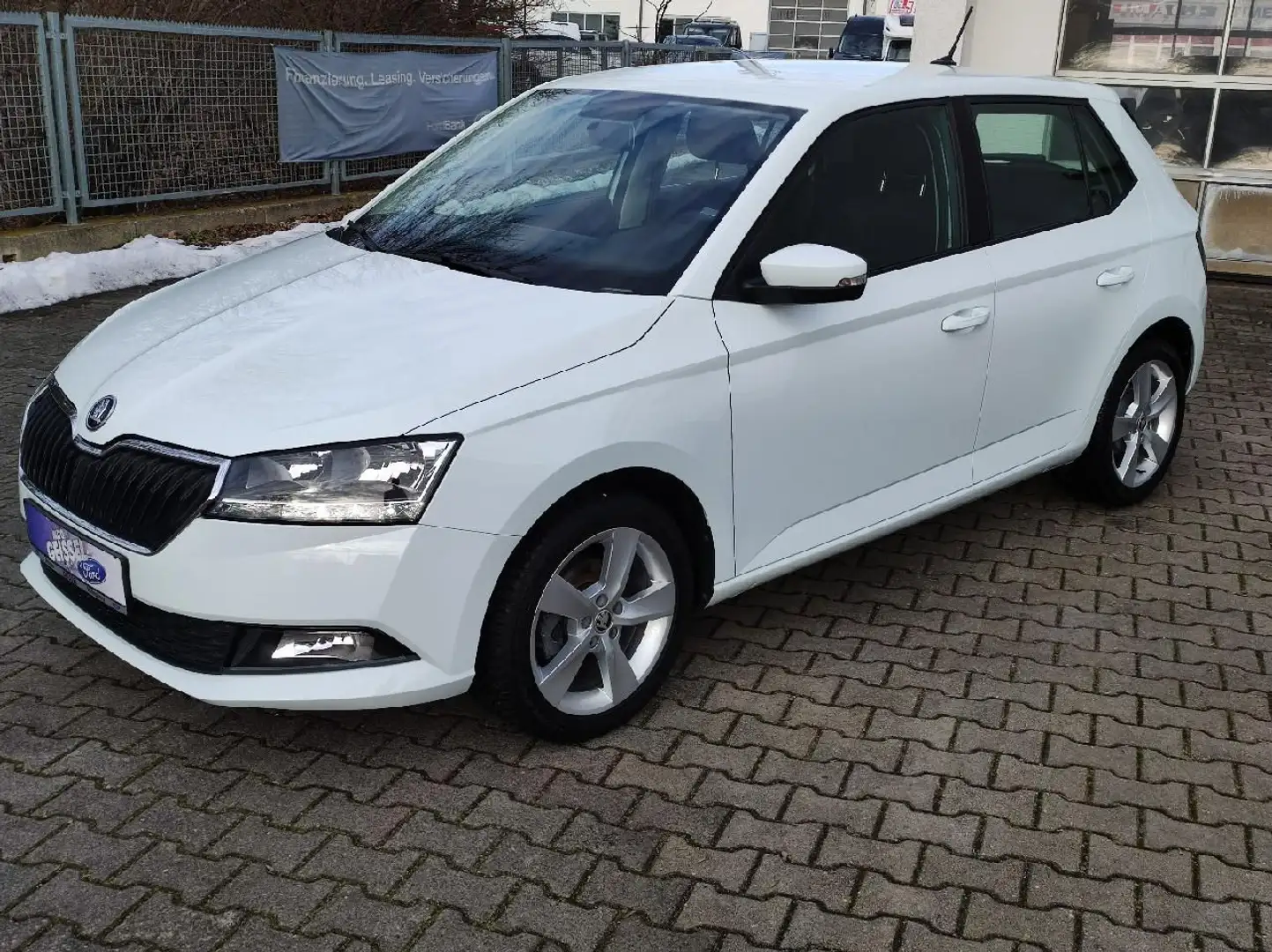Skoda Fabia Cool Plus Enjoy-Paket Klima SHZ ALU Weiß - 2