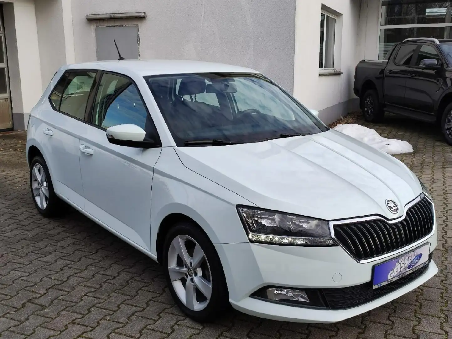 Skoda Fabia Cool Plus Enjoy-Paket Klima SHZ ALU Weiß - 1