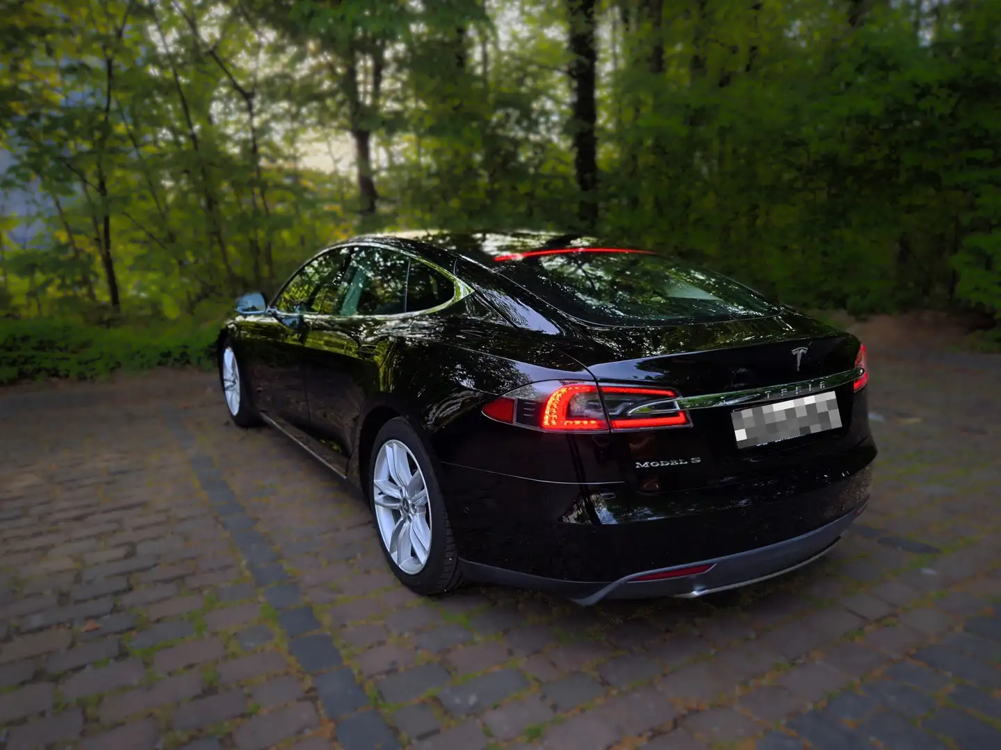Tesla Model S 70 FREE Supercharger & Autopilot Negro - 1