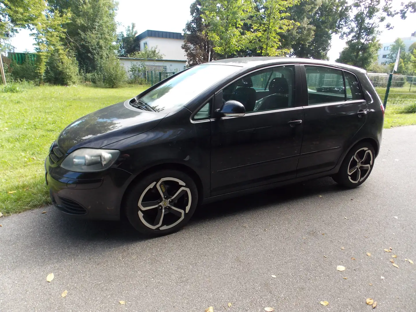 Volkswagen Golf Schwarz - 1