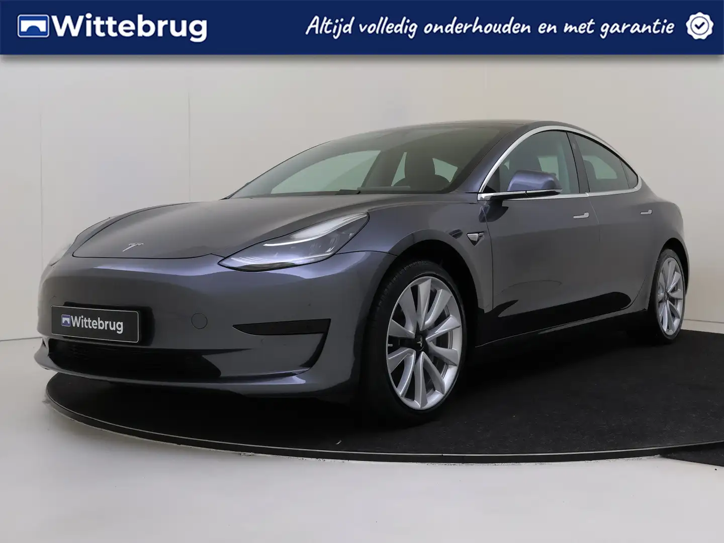Tesla Model 3 Standard RWD Plus 60 kWh Gris - 1