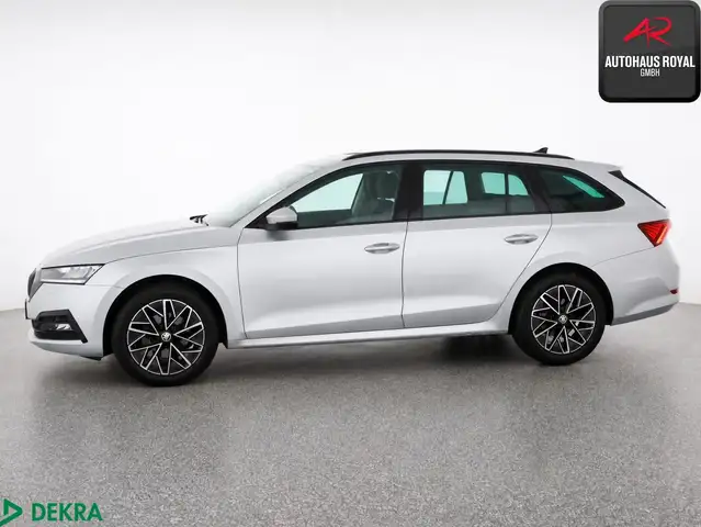 Skoda Octavia view 2