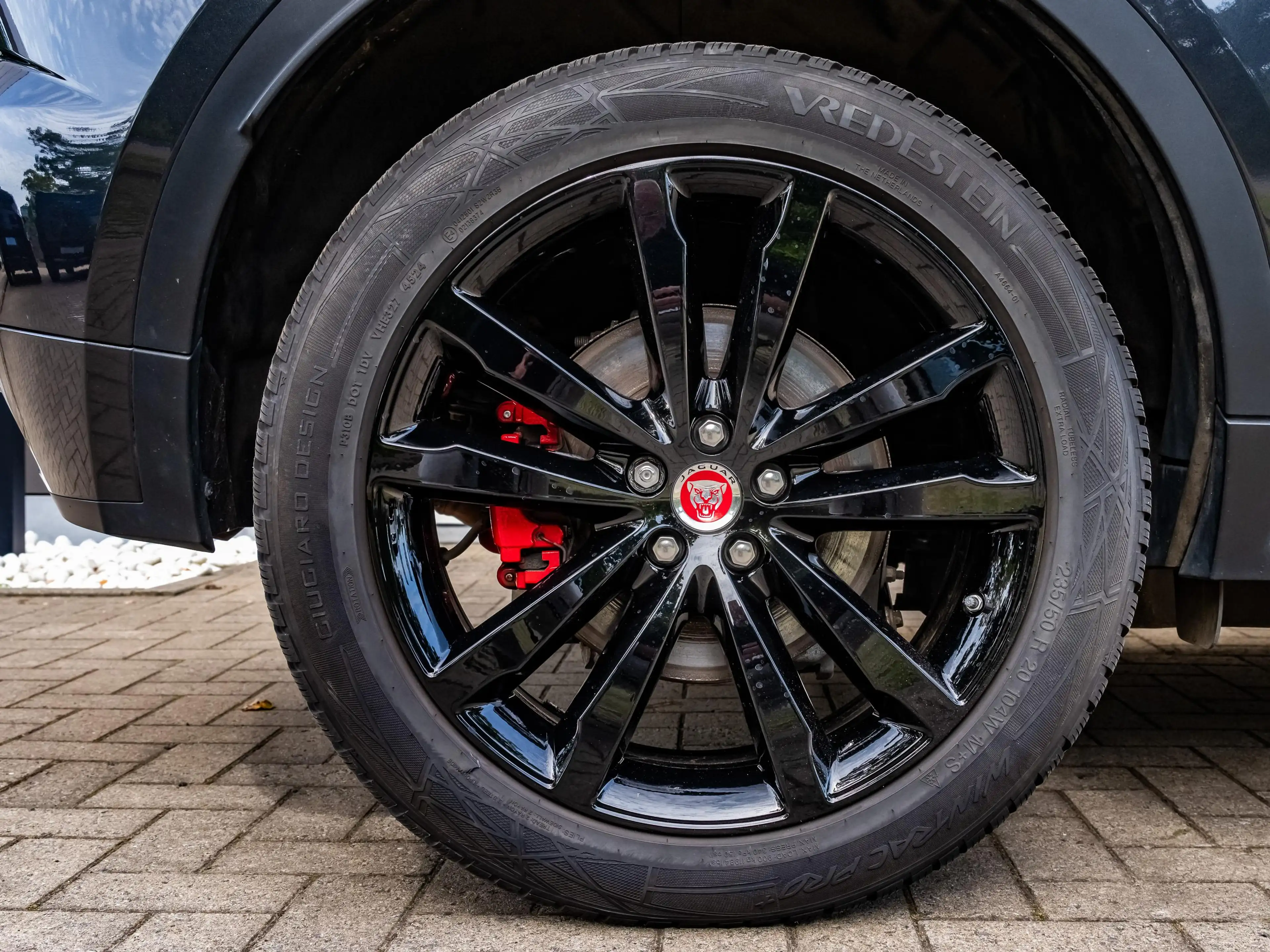 Jaguar E-Pace P300e R-Dynamic S | Adaptive CC | Carplay | Memory — photo 10