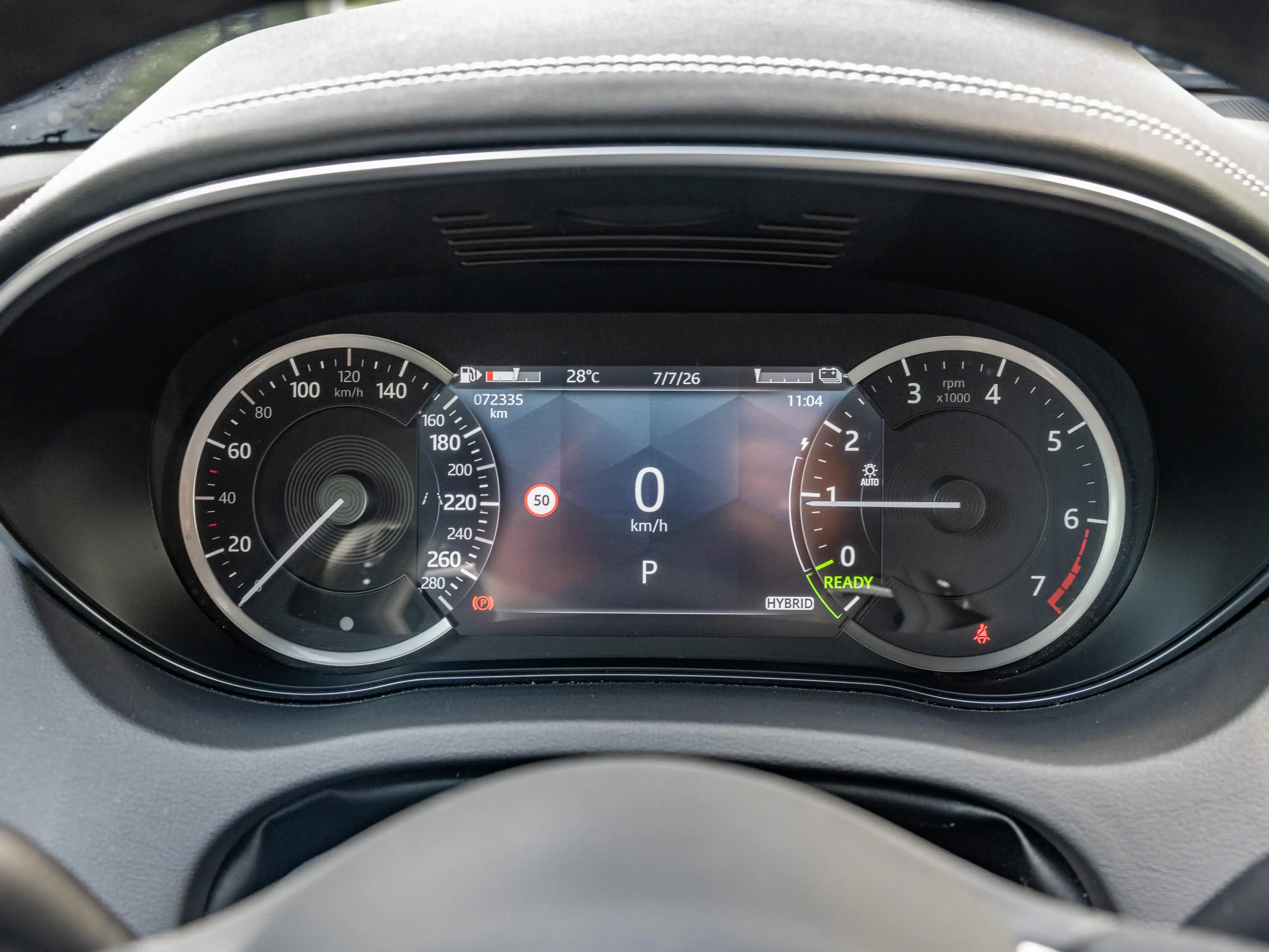Jaguar E-Pace P300e R-Dynamic S | Adaptive CC | Carplay | Memory — photo 13
