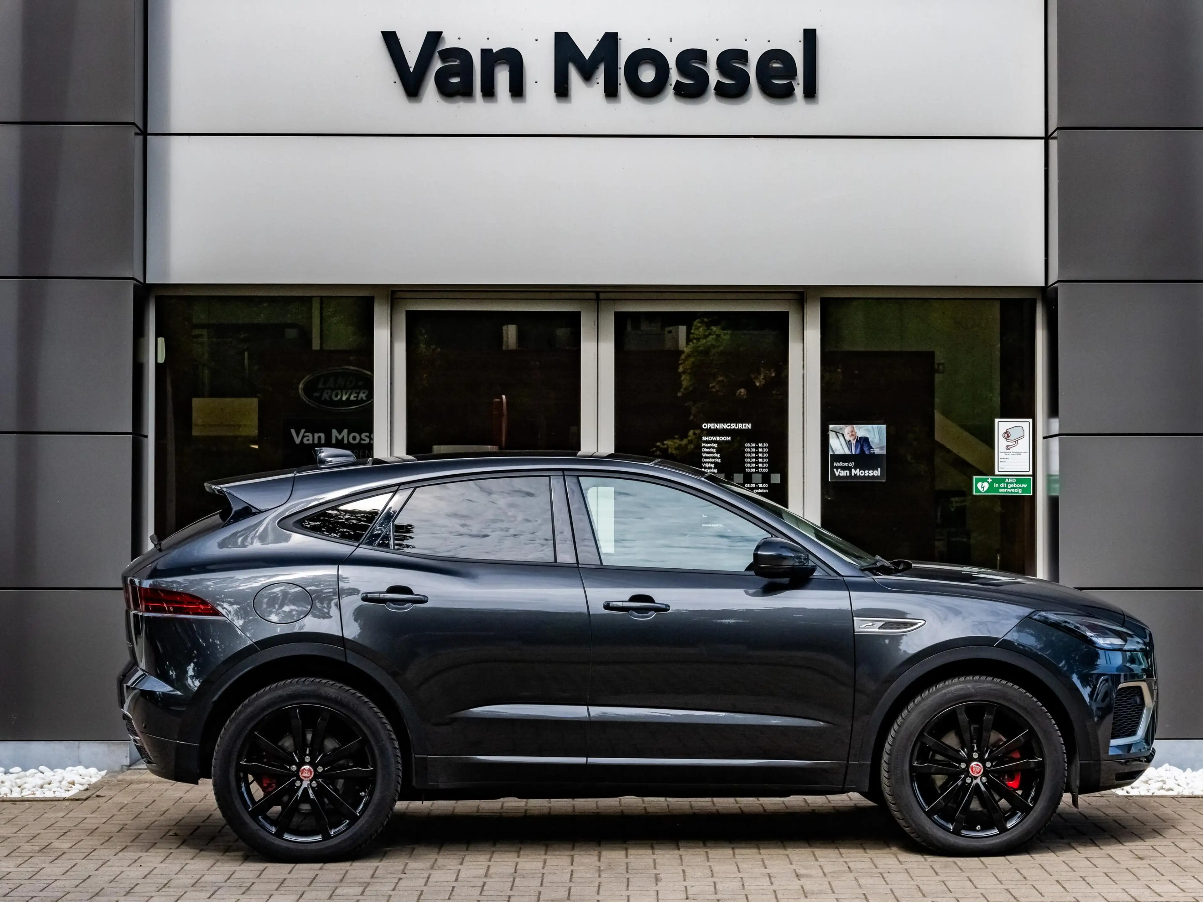 Jaguar E-Pace P300e R-Dynamic S | Adaptive CC | Carplay | Memory — photo 7