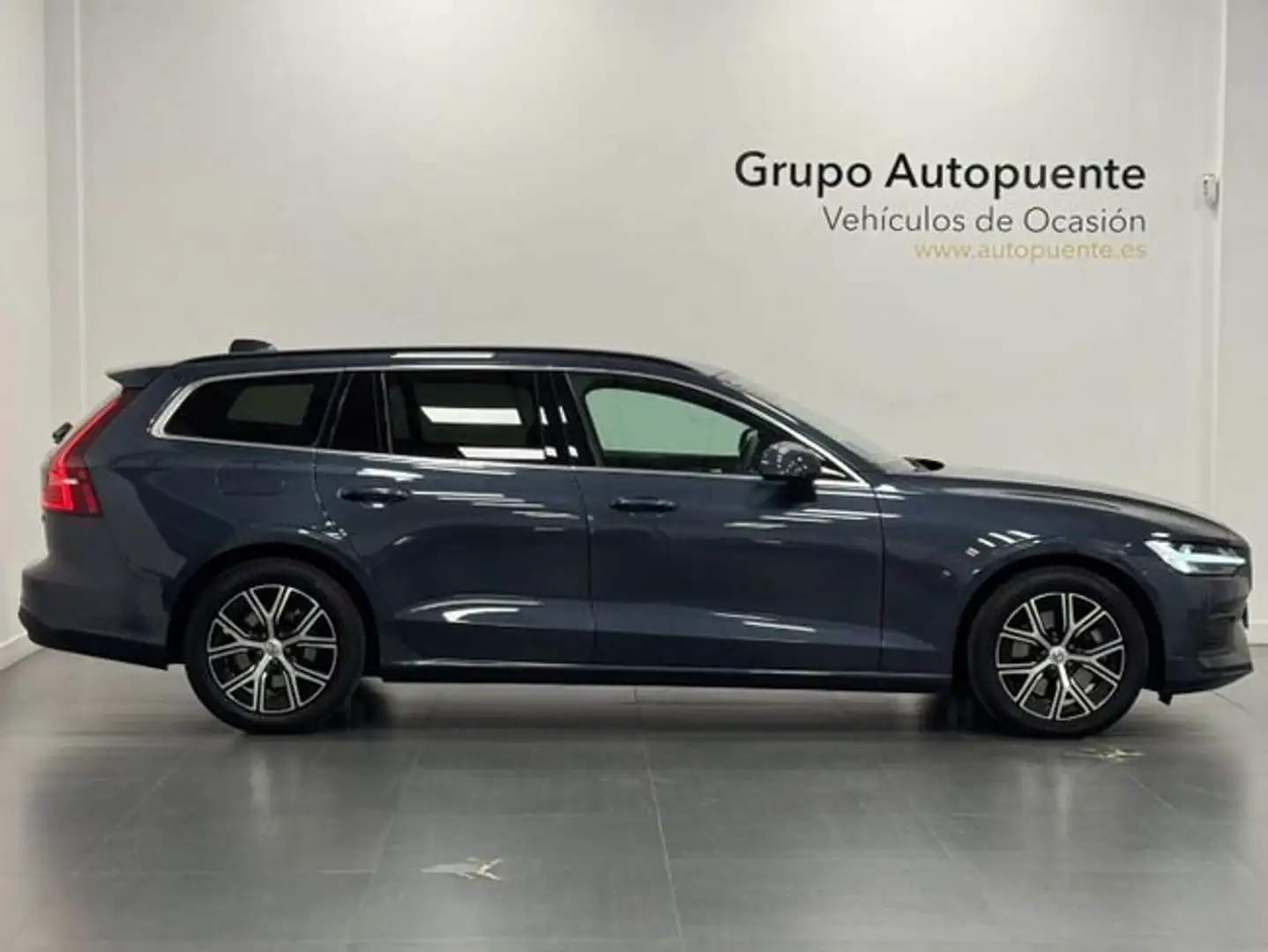 Volvo V60 CORE AUTO Azul - 2