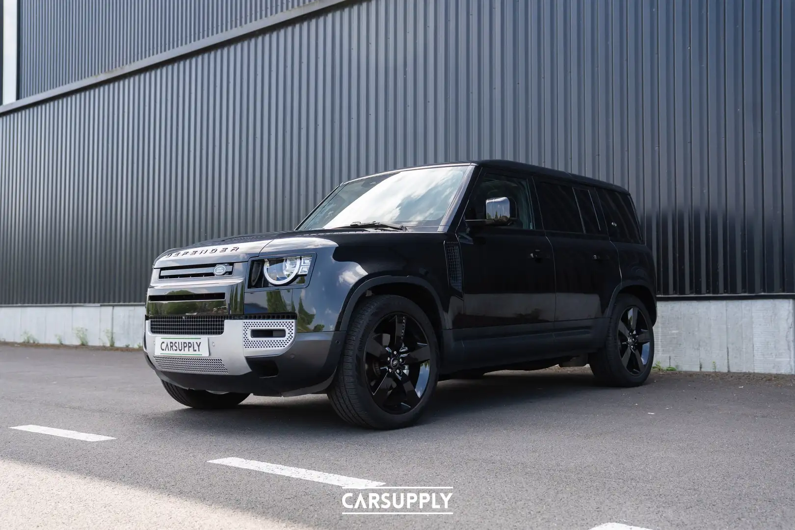 Land Rover Defender 110 3.0D D250- Air Suspension- 7 Seats- Pano- 22" Noir - 2