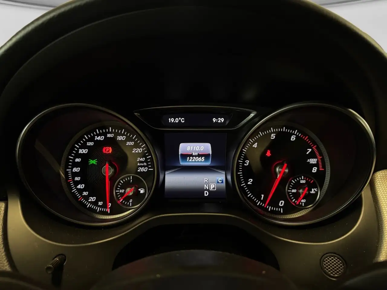 Mercedes-Benz CLA photo Mercedes-Benz CLA