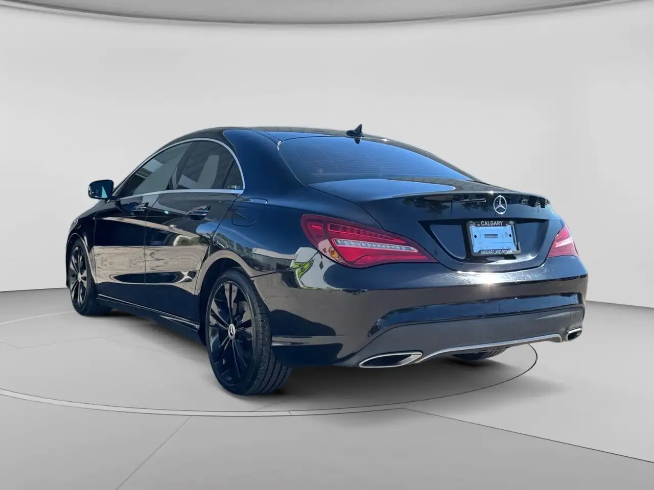 Mercedes-Benz CLA photo Mercedes-Benz CLA