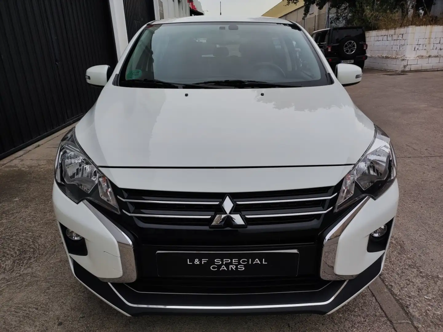 Mitsubishi Space Star 120 MPI Kaiteki Blanc - 2