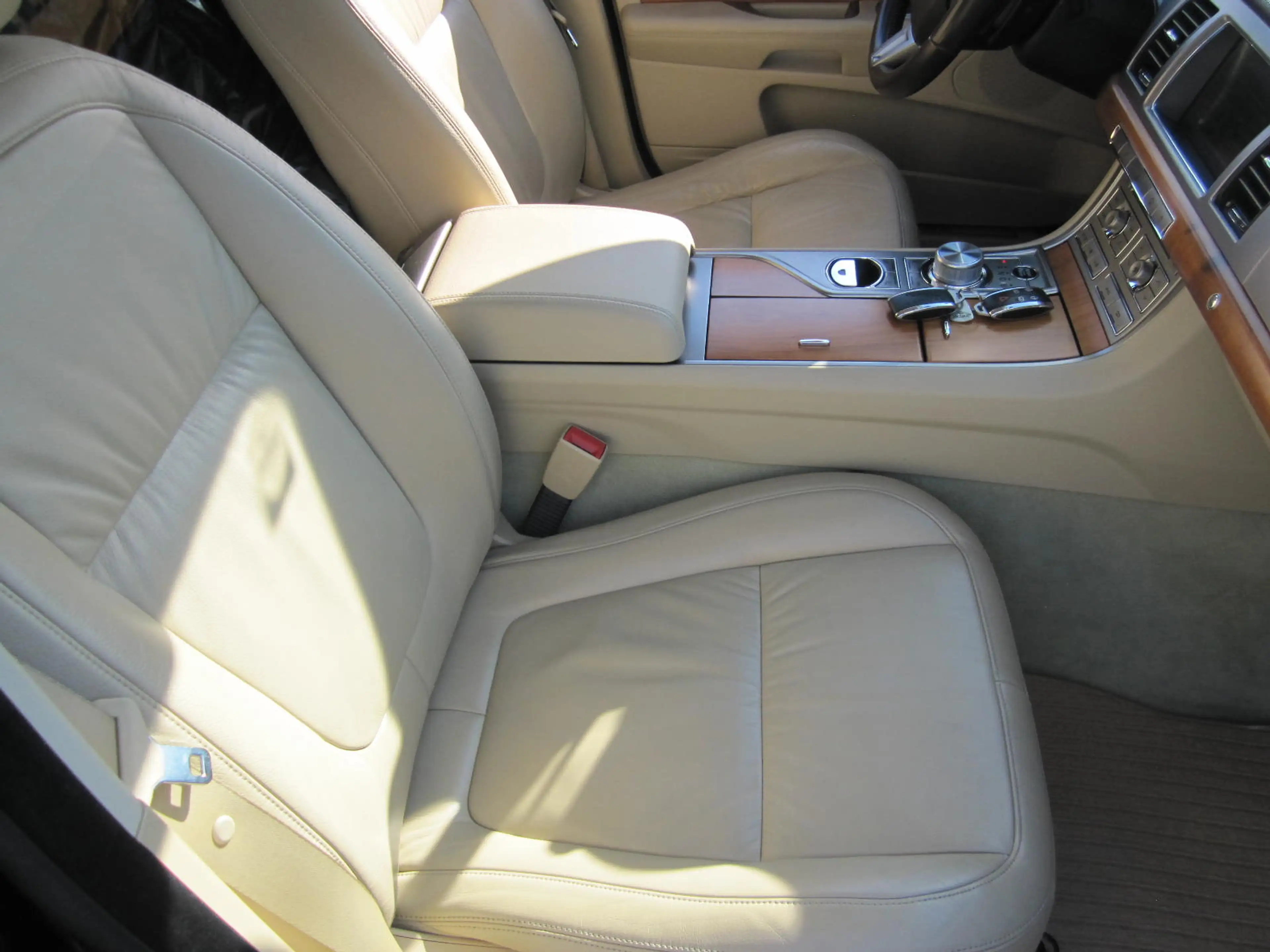 Jaguar XF 3.0 V6 Diesel Edition — photo 9