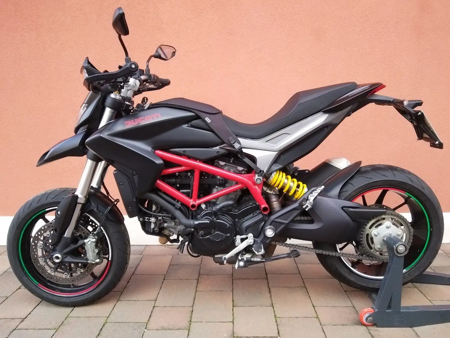 Ducati Hypermotard 821 Nero - 1