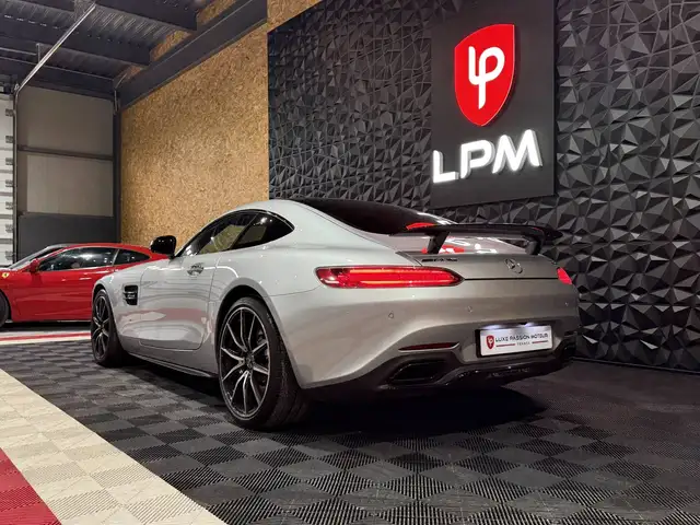 Mercedes-Benz AMG GT view 4